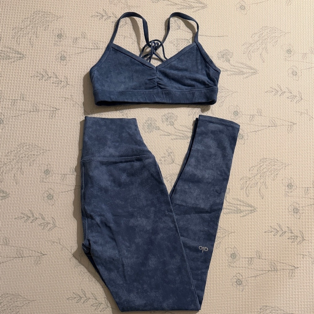 Alo Yoga Navy Blue (Denim Like) Seamless Set - Sports Bra & Leggings